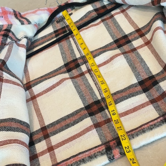 Bagatelle Jacket - Picture 9 of 15